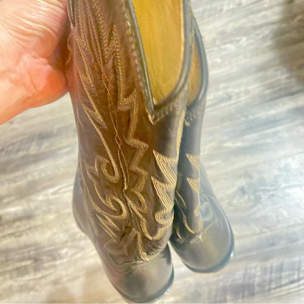 Vintage Dan Post El Paso Black Embroidered Western Cowboy Boots